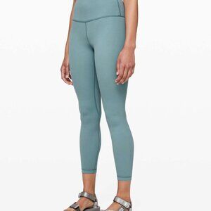 EUC Lululemon align leggings 25" inseam